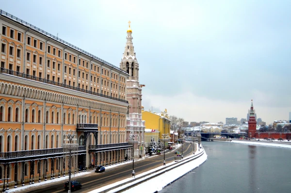 Вид на Москву с Большого Москворецкого моста