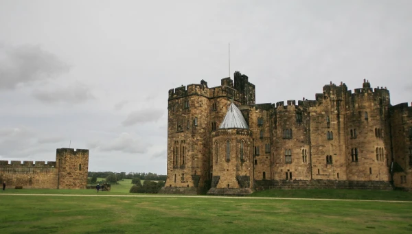 Замок Алник. ALNWICK CASTLE