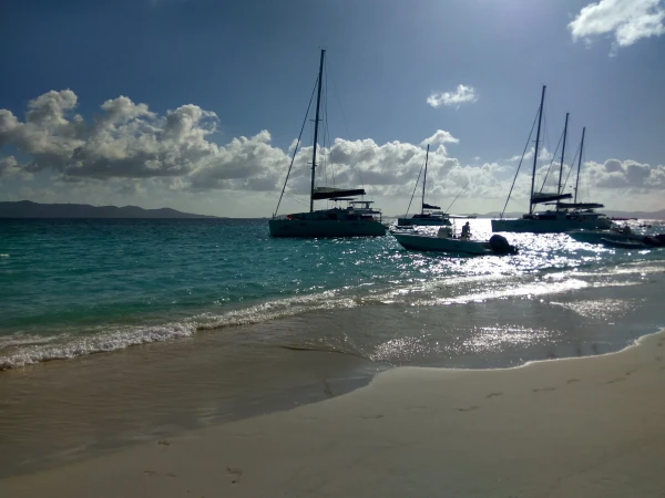 Остров Jost Van Dyke (Йост Ван Дайк). Пляж White Bay