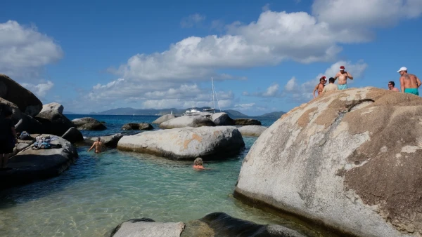 Остров Virgin Gorda. The Baths (Бани)