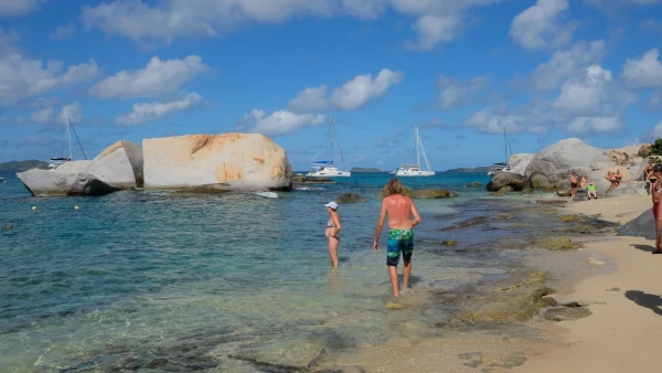 Остров Virgin Gorda. The Baths (Бани)