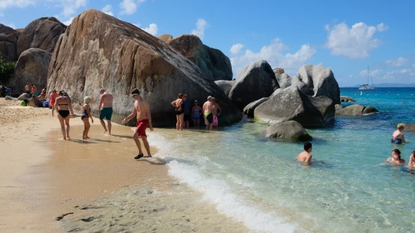 Остров Virgin Gorda. The Baths (Бани)