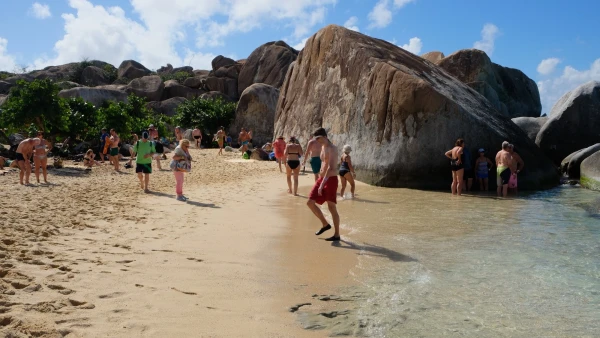 Остров Virgin Gorda. The Baths (Бани)