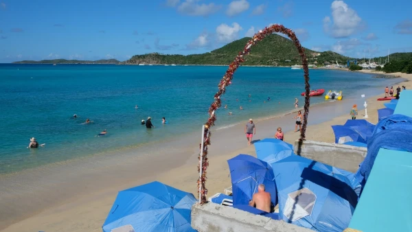 Остров Virgin Gorda. Корабельное барбекю на острове