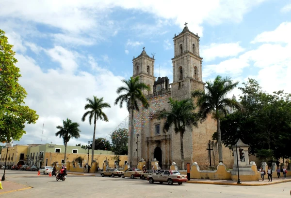Визитная карточка Вальядолида, собор Сан-Хервасио (Cathedral de San Gervasio) 