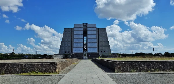 Маяк Колумба (Faro a Colon)