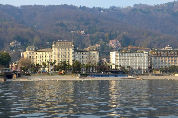 Отели "Regina Palace 4*" и "Astoria 4*"