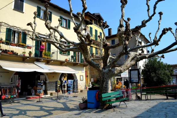 На острове Рыбаков (Isola dei Pescatore)