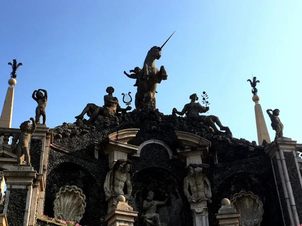 На Изола Белла (Isola Bella). В дворцовом парке