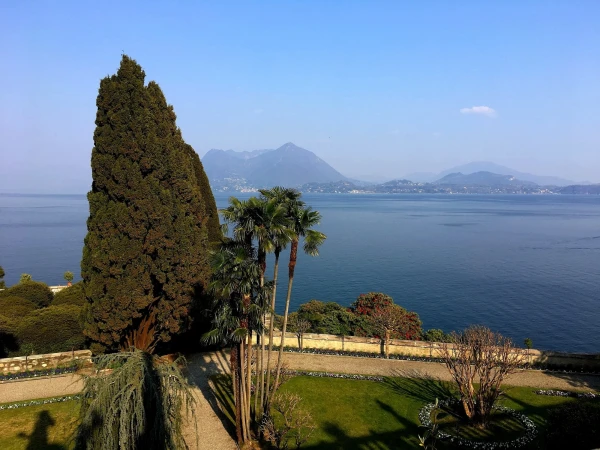 На Изола Белла (Isola Bella). В дворцовом парке