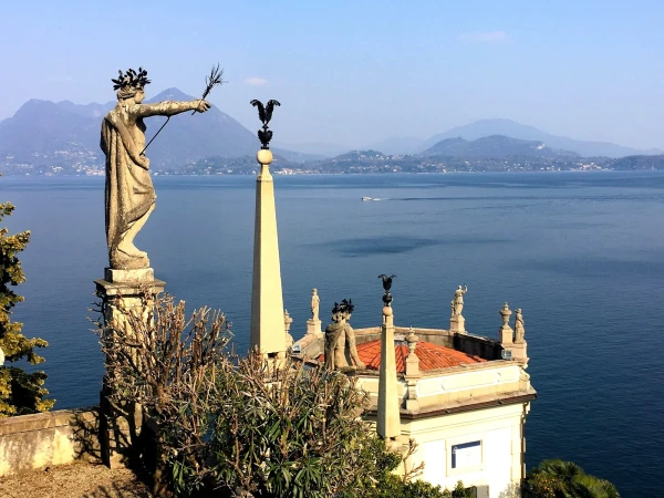 На Изола Белла (Isola Bella). В дворцовом парке