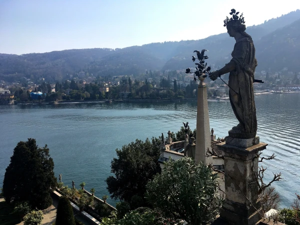 На Изола Белла (Isola Bella). В дворцовом парке
