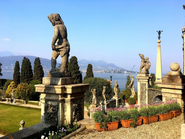 На Изола Белла (Isola Bella). В дворцовом парке