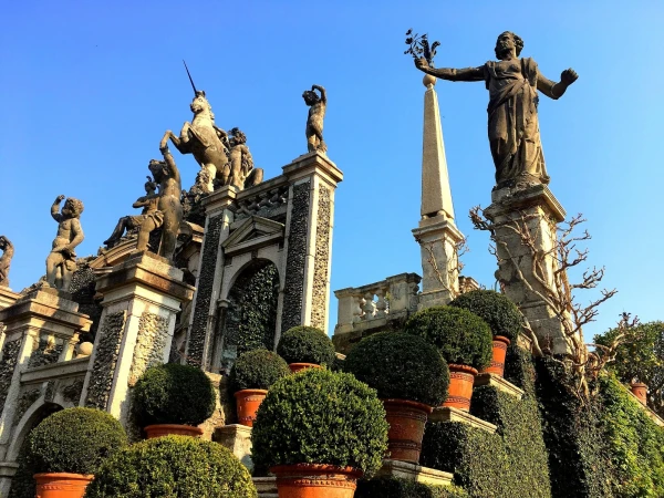 На Изола Белла (Isola Bella). В дворцовом парке