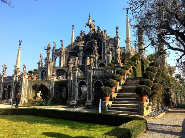 На Изола Белла (Isola Bella). В дворцовом парке