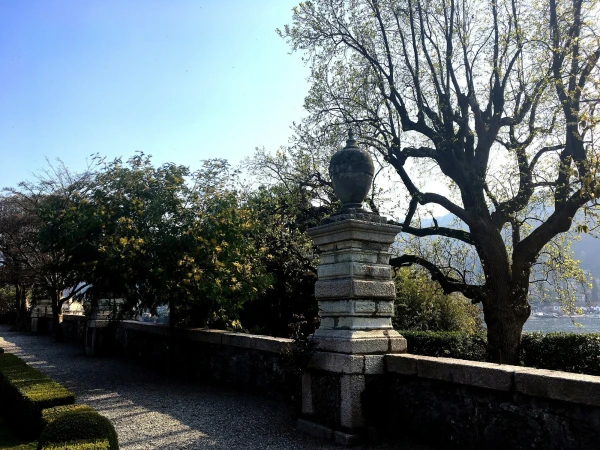 На Изола Белла (Isola Bella). В дворцовом парке