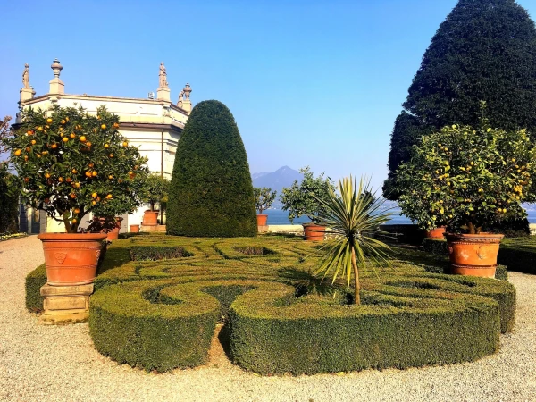 На Изола Белла (Isola Bella). В дворцовом парке
