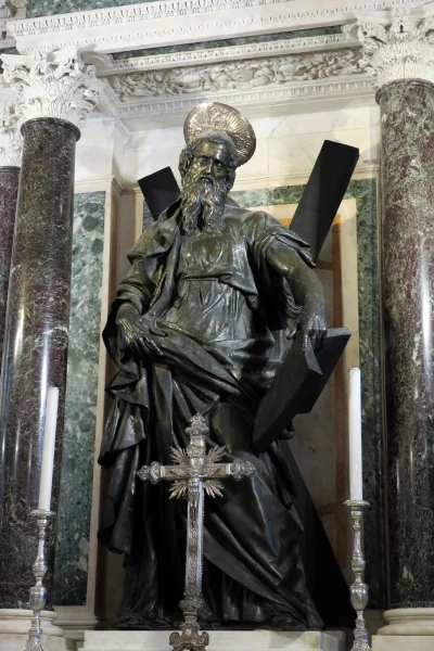 В соборе