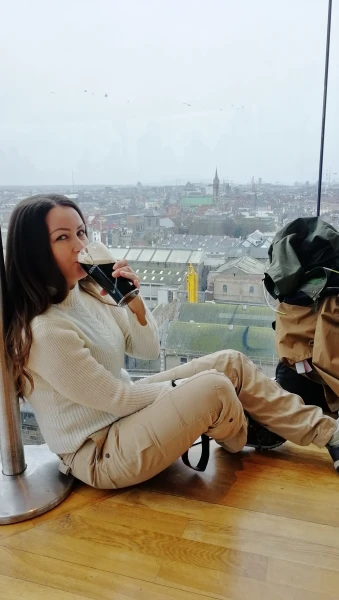жаль, что на полу нельзя сидеть. На Юнгфрау разрешили