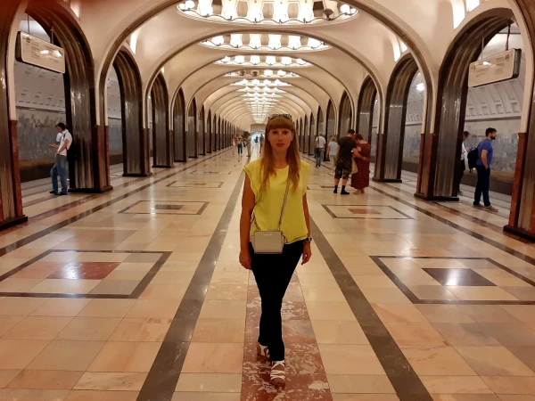 На станции метро "Маяковская"