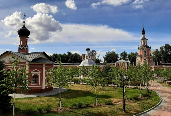 В Донском монастыре