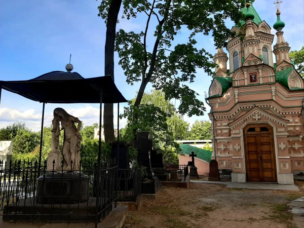 В Донском монастыре