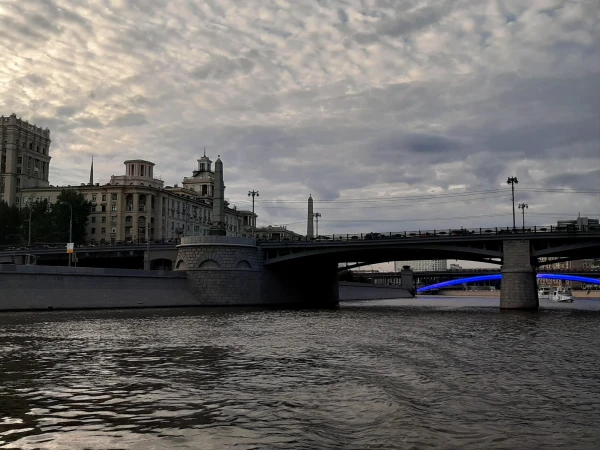Прогулка по Москва-реке