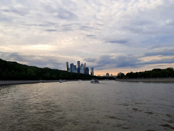 Прогулка по Москва-реке