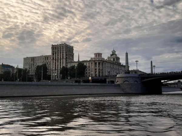 Прогулка по Москва-реке