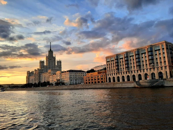 Прогулка по Москва-реке