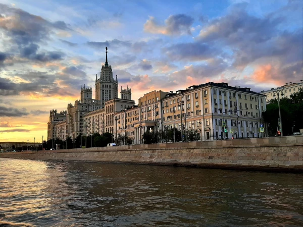 Прогулка по Москва-реке