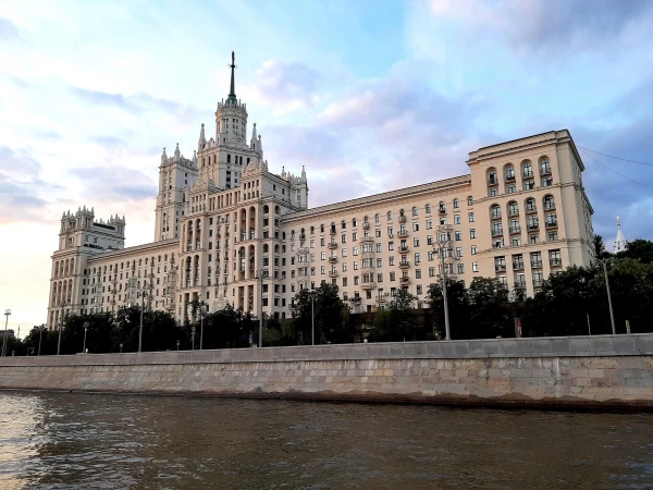 Прогулка по Москва-реке