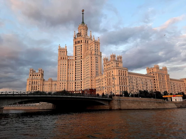 Прогулка по Москва-реке