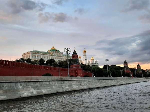 Прогулка по Москва-реке