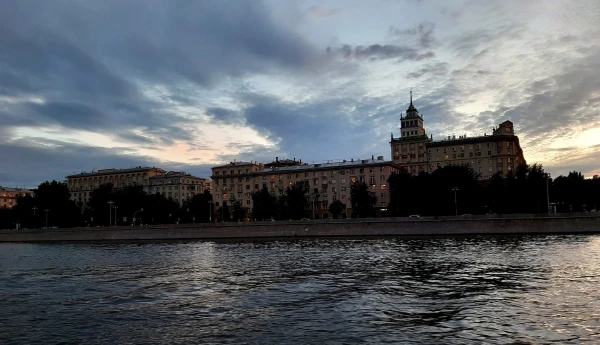 Прогулка по Москва-реке