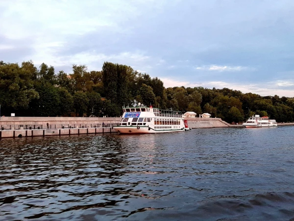 Прогулка по Москва-реке
