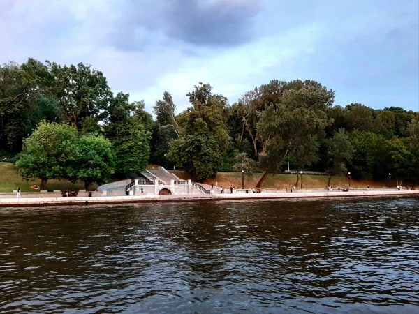 Прогулка по Москва-реке