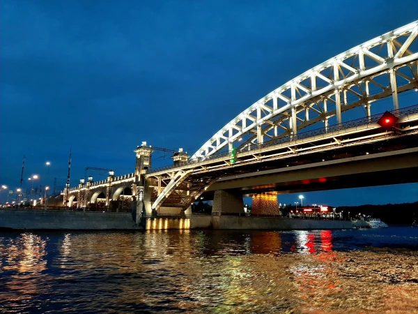 Прогулка по Москва-реке