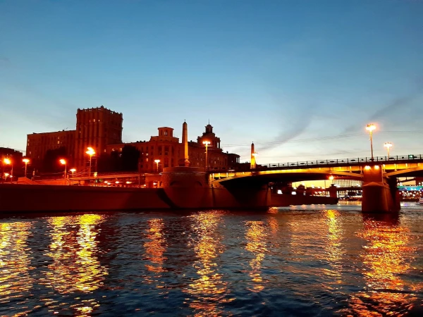 Прогулка по Москва-реке