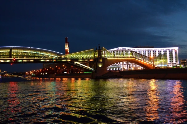 Прогулка по Москва-реке