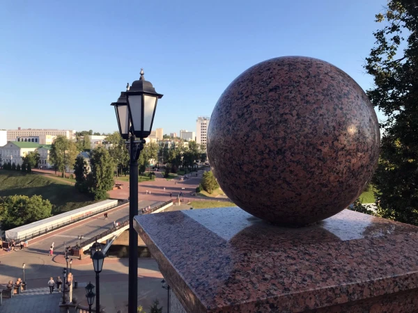 Вид от Успенского Собра на пушкинский мост и сквер
