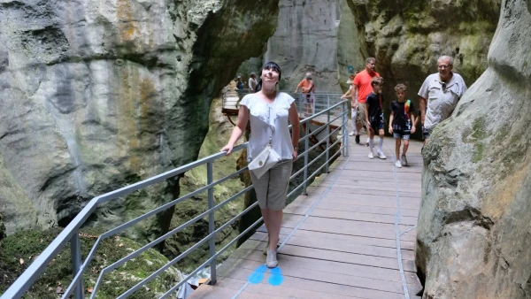 Ущелье реки Фьер (Gorges du Fier). Впечатляющие скалы!