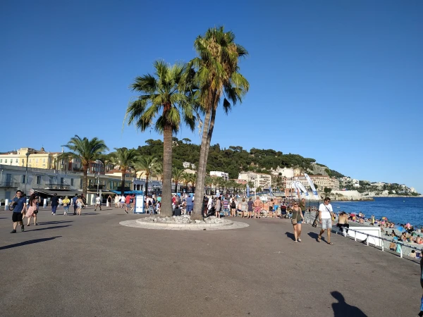 Ницца.  Английская набережная (Promenade des Anglais)