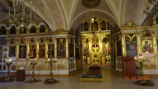Храм Троицы Живоначальной