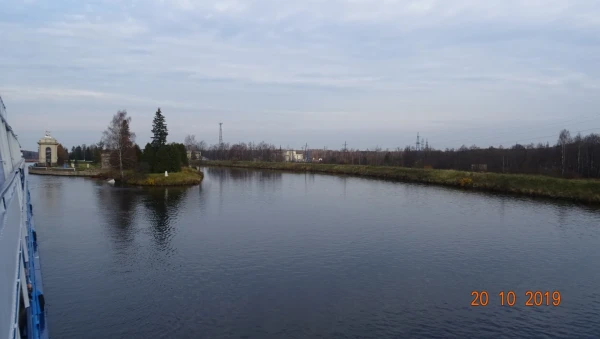 Шлюз № 2 канала имени Москвы прошли...