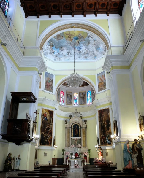 Церковь  св.Франческо (Chiesa San Francesco di Paola)  1579 год!