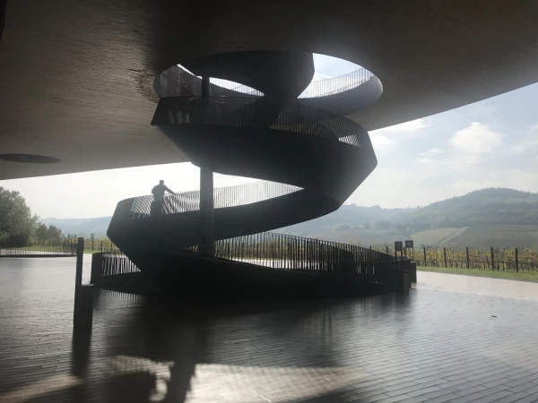 Уникальная винодельня Marchesi Antinori nel Chianti classico