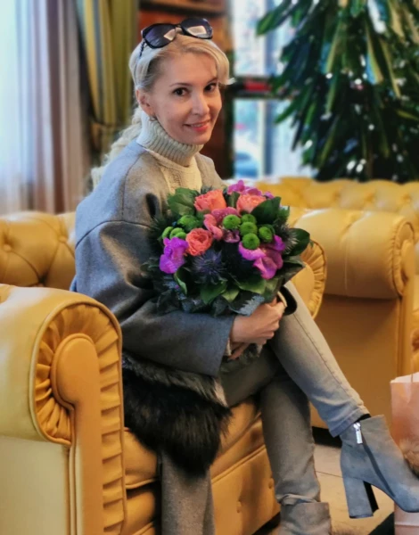 Букетик благополучно довезла до дома)