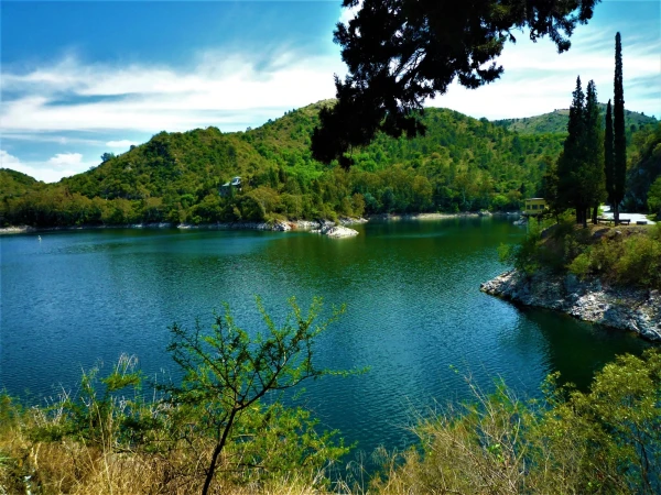 Озеро Лос Молинос - Lago Los Molinos