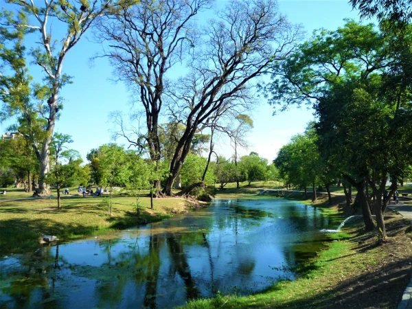 Парк Сармьенто (Parque Sarmiento)